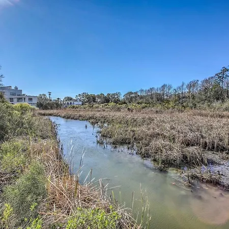 Family-Friendly Myrtle Beach Condo And Pool Access